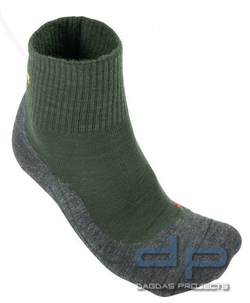 FALKE TK5 WOOL SHORT FRAUEN TREKKING SOCKEN IN OLIV